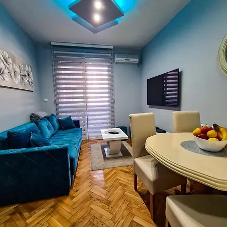 Stan Na Dan Aleksandar Apartment Novi Sad